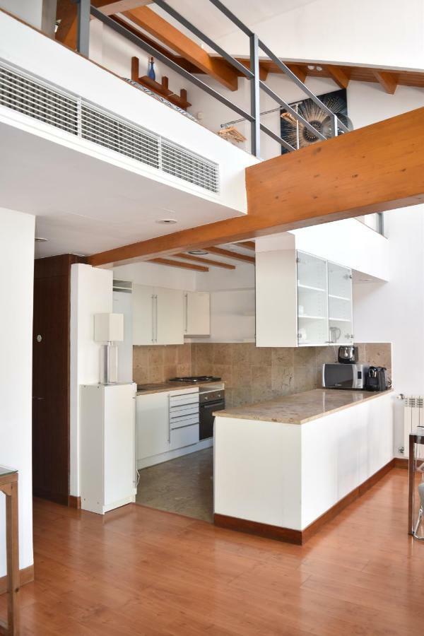 Architect-Designed Loft In A Historic Hilltop Neighborhood Lissabon Exterior foto